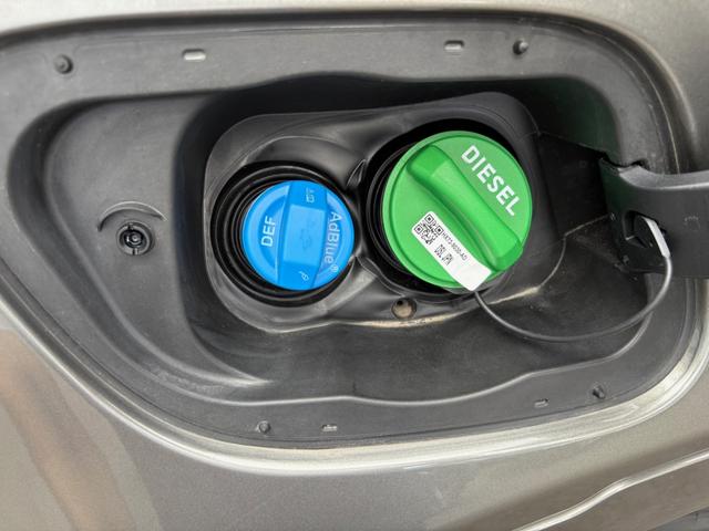 ディスカバリースポーツ Ｓ　Ｄ２００　４ＷＤ　全周囲カメラ　クリアランスソナー　オートクルーズコントロール　レーンアシスト　パワーシート　衝突被害軽減システム　ナビ　ＬＥＤヘッドランプ　アルミホイール　スマートキー　電動格納ミラー　ＡＴ（55枚目）