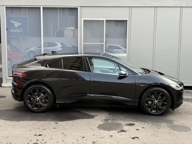 Iペイス ブラックエディション 4WD 全周囲カメラ クリアランスソナー オートクルーズコントロール レーンアシスト パワーシート 衝突被害軽減システム サンルーフ ナビ オートライト アルミホイール(22枚目)