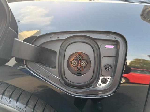 Iペイス ブラックエディション 4WD 全周囲カメラ クリアランスソナー オートクルーズコントロール レーンアシスト パワーシート 衝突被害軽減システム サンルーフ ナビ オートライト アルミホイール(28枚目)