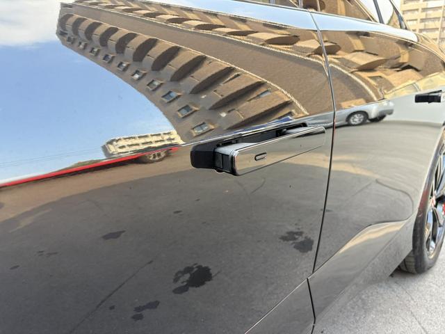 Iペイス ブラックエディション 4WD 全周囲カメラ クリアランスソナー オートクルーズコントロール レーンアシスト パワーシート 衝突被害軽減システム サンルーフ ナビ オートライト アルミホイール(63枚目)