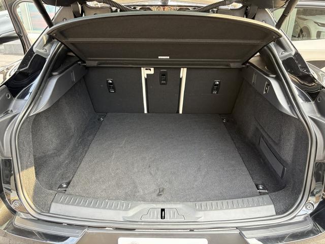 Iペイス ブラックエディション 4WD 全周囲カメラ クリアランスソナー オートクルーズコントロール レーンアシスト パワーシート 衝突被害軽減システム サンルーフ ナビ オートライト アルミホイール(64枚目)