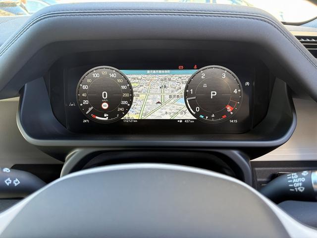 ディフェンダー １１０Ｘ－ダイナミックＳＥ　Ｄ３５０　４ＷＤ　全周囲カメラ　クリアランスソナー　オートクルーズコントロール　ナビ　アルミホイール　電動格納ミラー　ＡＴ　ＵＳＢ　Ｂｌｕｅｔｏｏｔｈ　エアコン　パワーウィンドウ　運転席エアバッグ（13枚目）