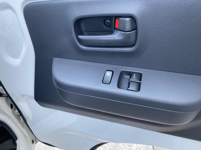 キャリイトラック ＫＣエアコン・パワステ農繁仕様　助手席エアバック　切替式４ＷＤ　パワーウィンドー　運転席エアバッグ　エアコン（28枚目）