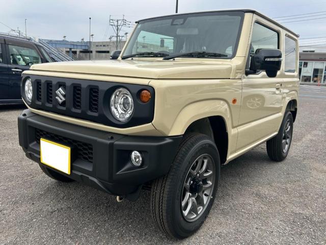 ジムニー ＸＣ　Ｒ７．１０登録車　未使用　４ＷＤ　シフォンアイボリーメタリック／ブラック２トーンルーフ　カロッツェリアナビ７インチ　バックカメラ（4枚目）