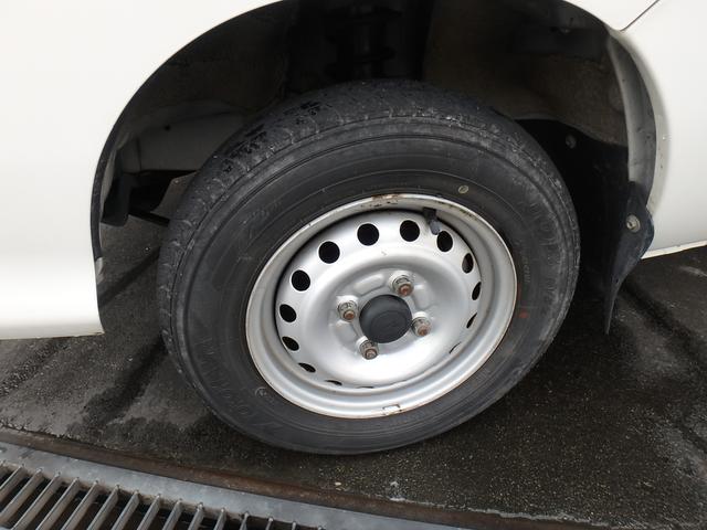 スペシャル 5速マニュアル 2WD エアコン パワステ(4枚目)