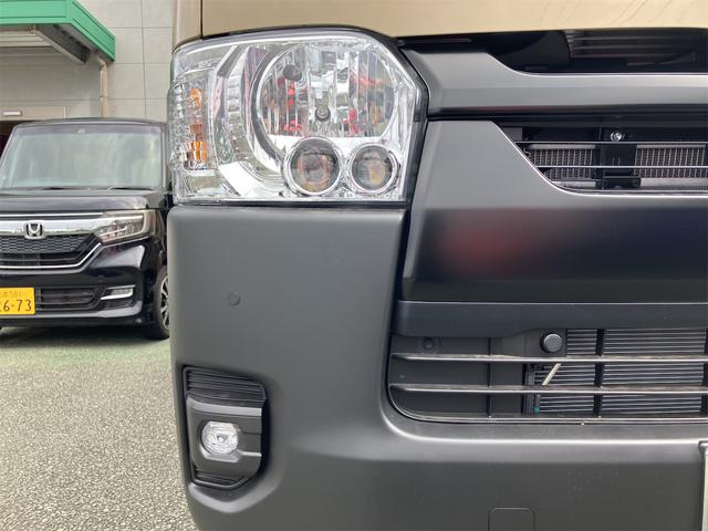 ハイエースバン 4WD バックカメラ フロントカメラ クリアランスソナー レーンアシスト 衝突被害軽減システム 両側電動スライドドア オートマチックハイビーム オートライト スマートキー 電動格納ミラー CVT(13枚目)