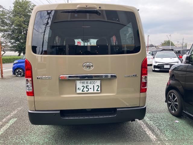 ハイエースバン 4WD バックカメラ フロントカメラ クリアランスソナー レーンアシスト 衝突被害軽減システム 両側電動スライドドア オートマチックハイビーム オートライト スマートキー 電動格納ミラー CVT(16枚目)