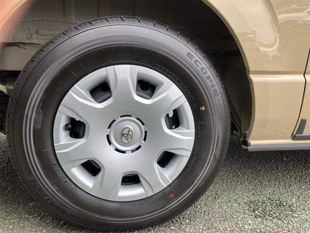 ハイエースバン 4WD バックカメラ フロントカメラ クリアランスソナー レーンアシスト 衝突被害軽減システム 両側電動スライドドア オートマチックハイビーム オートライト スマートキー 電動格納ミラー CVT(24枚目)