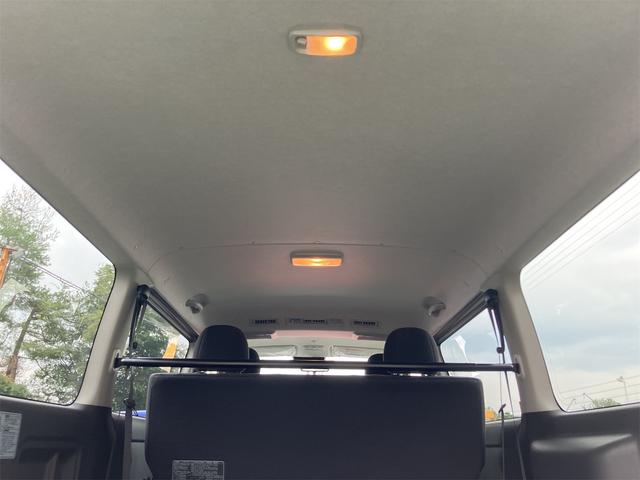 ハイエースバン 4WD バックカメラ フロントカメラ クリアランスソナー レーンアシスト 衝突被害軽減システム 両側電動スライドドア オートマチックハイビーム オートライト スマートキー 電動格納ミラー CVT(40枚目)