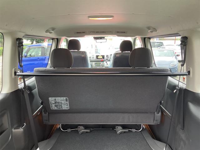 ハイエースバン 4WD バックカメラ フロントカメラ クリアランスソナー レーンアシスト 衝突被害軽減システム 両側電動スライドドア オートマチックハイビーム オートライト スマートキー 電動格納ミラー CVT(42枚目)