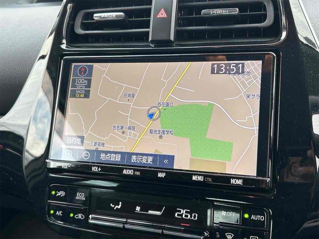 プリウス Ａツーリングセレクション　ドライブレコーダー　ＥＴＣ　クリアランスソナー　レーンアシスト　オートクルーズコントロール　パークアシスト　衝突被害軽減システム　バックカメラ　ナビ　ＴＶ　アルミホイール　オートマチックハイビーム（4枚目）