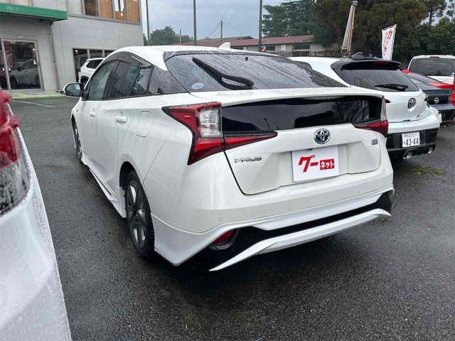 プリウス Ａツーリングセレクション　ドライブレコーダー　ＥＴＣ　クリアランスソナー　レーンアシスト　オートクルーズコントロール　パークアシスト　衝突被害軽減システム　バックカメラ　ナビ　ＴＶ　アルミホイール　オートマチックハイビーム（15枚目）