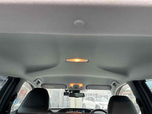 プリウス Ａツーリングセレクション　ドライブレコーダー　ＥＴＣ　クリアランスソナー　レーンアシスト　オートクルーズコントロール　パークアシスト　衝突被害軽減システム　バックカメラ　ナビ　ＴＶ　アルミホイール　オートマチックハイビーム（27枚目）