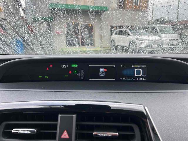 プリウス Ａツーリングセレクション　ドライブレコーダー　ＥＴＣ　クリアランスソナー　レーンアシスト　オートクルーズコントロール　パークアシスト　衝突被害軽減システム　バックカメラ　ナビ　ＴＶ　アルミホイール　オートマチックハイビーム（44枚目）