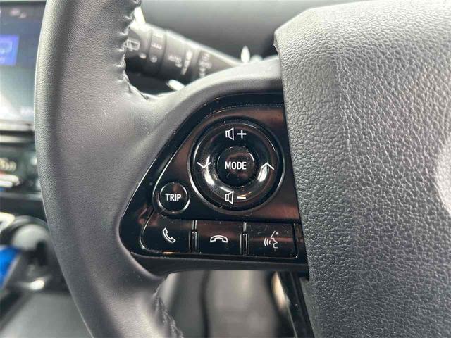 プリウス Ａツーリングセレクション　ドライブレコーダー　ＥＴＣ　クリアランスソナー　レーンアシスト　オートクルーズコントロール　パークアシスト　衝突被害軽減システム　バックカメラ　ナビ　ＴＶ　アルミホイール　オートマチックハイビーム（52枚目）