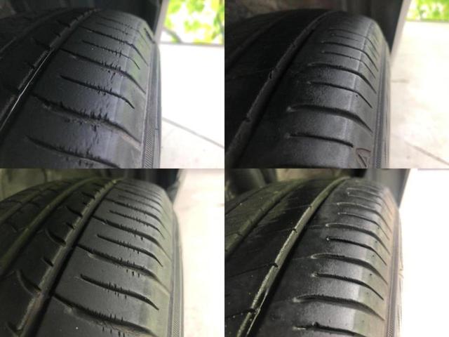 ヴィッツ Ｆ　新品タイヤ／保証書／純正　ＨＤＤナビ／ＥＴＣ／ＥＢＤ付ＡＢＳ／バックモニター／エアバッグ　運転席／エアバッグ　助手席／衝突安全ボディ／パワーウインドウ／エンジンスタートボタン／キーレスエントリー（42枚目）