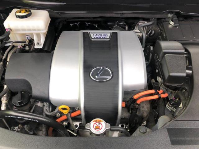 ＲＸ ＲＸ４５０ｈ　Ｆスポーツ　新品タイヤ／サンルーフ／純正　ＳＤナビ／衝突安全装置／シートヒーター／パノラミックビューモニター／車線逸脱防止支援システム／シート　フルレザー／電動バックドア／ヘッドランプ　ＬＥＤ　革シート（43枚目）