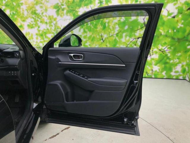 ヴェゼル ｅＨＥＶ　Ｚ　新品タイヤ／純正エアロ／社外　８インチ　ＳＤナビ／ホンダセンシング／シートヒーター／車線逸脱防止支援システム／シート　ハーフレザー／電動バックドア／ヘッドランプ　ＬＥＤ／Ｂｌｕｅｔｏｏｔｈ接続　ＥＴＣ（20枚目）