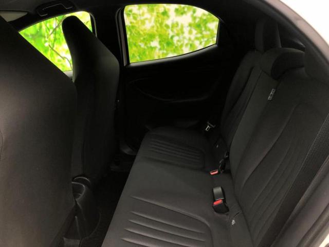 ヤリス ハイブリッドＧ　新品タイヤ／保証書／ディスプレイオーディオ８インチ／トヨタセーフティセンス／車線逸脱防止支援システム／Ｂｌｕｅｔｏｏｔｈ接続／ＥＴＣ／ＥＢＤ付ＡＢＳ／横滑り防止装置／アイドリングストップ　バックカメラ（7枚目）