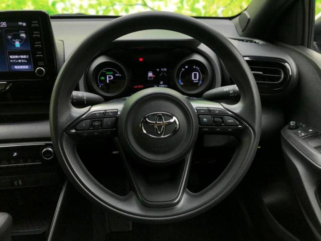 ヤリス ハイブリッドＧ　新品タイヤ／保証書／ディスプレイオーディオ８インチ／トヨタセーフティセンス／車線逸脱防止支援システム／Ｂｌｕｅｔｏｏｔｈ接続／ＥＴＣ／ＥＢＤ付ＡＢＳ／横滑り防止装置／アイドリングストップ　バックカメラ（12枚目）