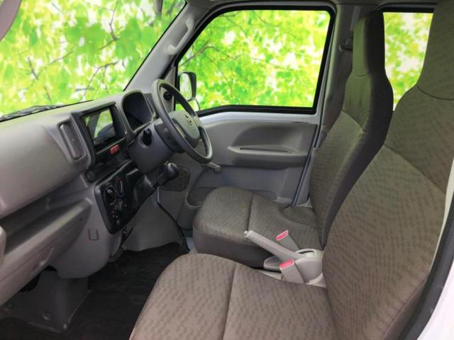 NV100クリッパーバン 4WD DX 新品タイヤ/保証書/ディスプレイオーディオ/ドライブレコーダー 社外/USBジャック/Bluetooth接続/ETC/EBD付ABS/エアバッグ 運転席/エアバッグ 助手席/キーレスエントリー 4WD(6枚目)