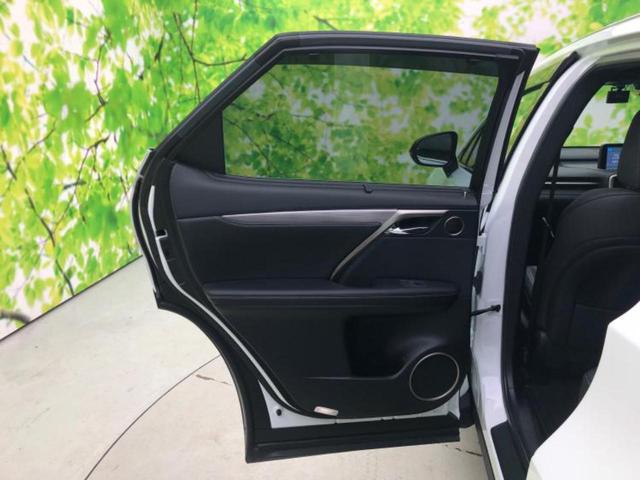 RX RX300Fスポーツ パノラマルーフ/保証書/純正 ナビ/プリクラッシュセーフティ/シートヒーター/パノラミックビューモニター/車線逸脱防止支援システム/シート 合皮/電動バックドア/ドライブレコーダー 前後 サンルーフ(23枚目)