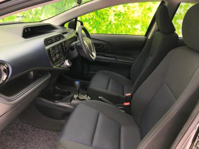 アクア S 新品タイヤ/保証書/EBD付ABS/横滑り防止装置/アイドリングストップ/エアバッグ 運転席/エアバッグ 助手席/衝突安全ボディ/アルミホイール 社外 15インチ/パワーウインドウ ワンオーナー(6枚目)