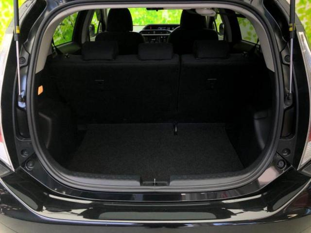 アクア S 新品タイヤ/保証書/EBD付ABS/横滑り防止装置/アイドリングストップ/エアバッグ 運転席/エアバッグ 助手席/衝突安全ボディ/アルミホイール 社外 15インチ/パワーウインドウ ワンオーナー(8枚目)