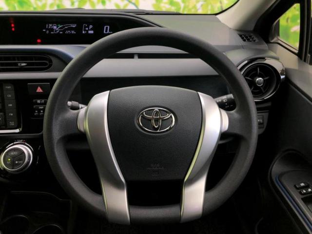 アクア S 新品タイヤ/保証書/EBD付ABS/横滑り防止装置/アイドリングストップ/エアバッグ 運転席/エアバッグ 助手席/衝突安全ボディ/アルミホイール 社外 15インチ/パワーウインドウ ワンオーナー(11枚目)