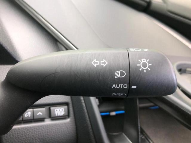 プリウス Ｚ　保証書／ディスプレイオーディオ＋ナビ／デジタルインナーミラー／トヨタセーフティセンス／シートヒーター／全方位モニター／車線逸脱防止支援システム／シート　フルレザー　革シート　衝突被害軽減システム（16枚目）