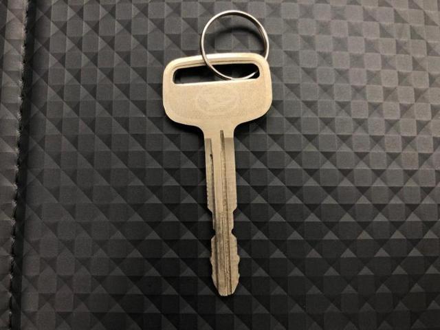 ハイゼットトラック スタンダード 保証書/社外 SDナビ/スマートアシスト(トヨタ・ダイハツ)/シート 合皮/Bluetooth接続/横滑り防止装置/アイドリングストップ/フルセグTV/エアバッグ 運転席/パワーステアリング 記録簿(20枚目)