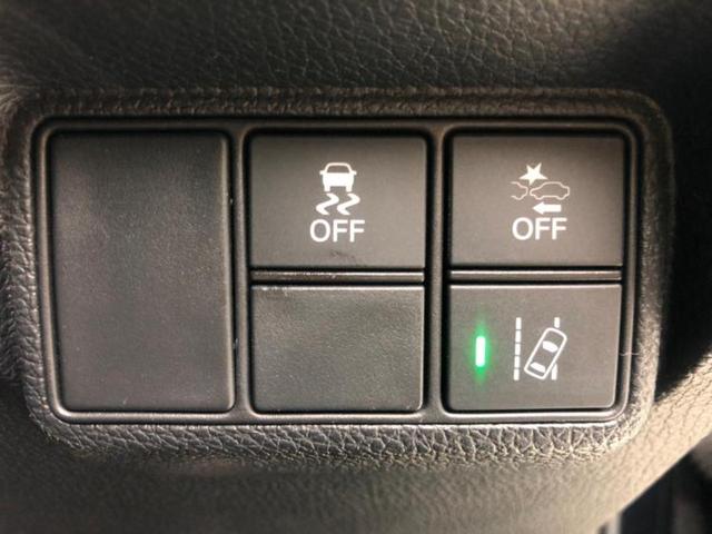 シビック ヒョウジュン 保証書/純正 SDナビ/ホンダセンシング/シートヒーター/車線逸脱防止支援システム/シート ハーフレザー/ドライブレコーダー 前後/ヘッドランプ LED/ETC/EBD付ABS/横滑り防止装置 記録簿(26枚目)