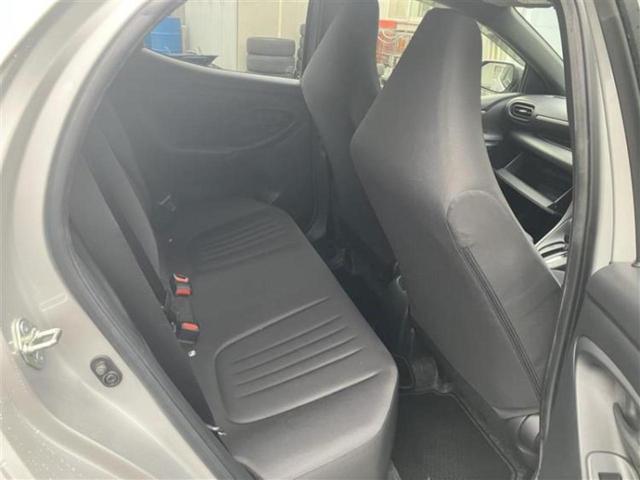 ヤリス X 新品タイヤ/保証書/ディスプレイオーディオ+ナビ/トヨタセーフティセンス/車線逸脱防止支援システム/Bluetooth接続/ETC/EBD付ABS/横滑り防止装置/クルーズコントロール バックカメラ(6枚目)