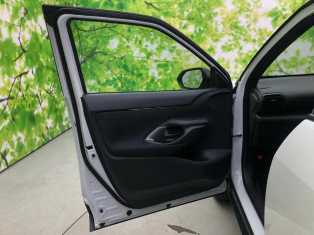 ヤリスクロス ハイブリッドＺウルバーノ　保証書／ディスプレイオーディオ＋ナビ８インチ／トヨタセーフティセンス／シートヒーター　前席／全方位モニター／車線逸脱防止支援システム／シート　ハーフレザー　衝突被害軽減システム　全周囲カメラ　ＥＴＣ（22枚目）