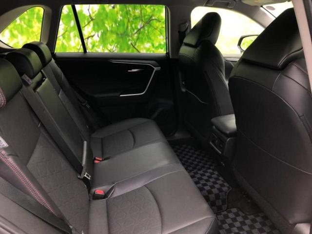 ＷＥＣＡＲＳではほぼ毎日新しい在庫車両を入荷しております！お客様のこだわりを叶える１台がきっとＷＥＣＡＲＳにあるはずです！