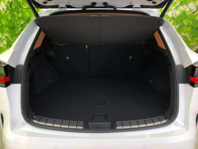 NX NX350h Fスポーツ サンルーフ/純正エアロ/ディスプレイオーディオ+ナビ/デジタルインナーミラー/衝突安全装置/シートヒーター/車線逸脱防止支援システム/シート フルレザー/電動バックドア 革シート 衝突被害軽減システム(8枚目)