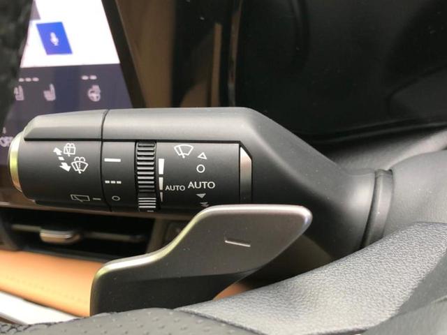 NX NX350h Fスポーツ サンルーフ/純正エアロ/ディスプレイオーディオ+ナビ/デジタルインナーミラー/衝突安全装置/シートヒーター/車線逸脱防止支援システム/シート フルレザー/電動バックドア 革シート 衝突被害軽減システム(16枚目)