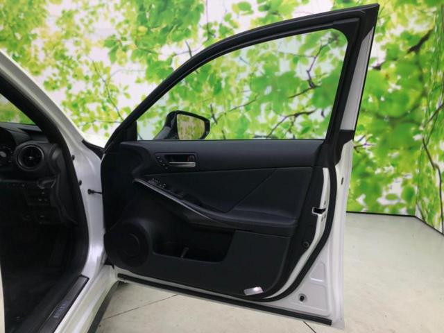 ＩＳ ＩＳ３００ｈバージョンＬ　新品タイヤ／サンルーフ／保証書／純正　ＳＤナビ／プリクラッシュセーフティ／シートヒーター／パノラミックビューモニター／車線逸脱防止支援システム／シート　フルレザー／ドライブレコーダー　社外　革シート（19枚目）