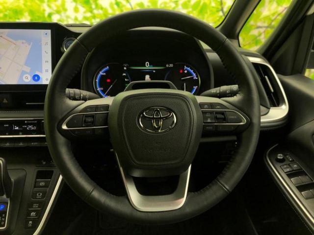 ノア ハイブリッドＳ－Ｚ　新品タイヤ／保証書／ディスプレイオーディオ＋ナビ１０インチ／フリップダウンモニター　純正　１４インチ／トヨタセーフティセンス／両側電動スライドドア／シートヒーター　前席　衝突被害軽減システム　ＥＴＣ（15枚目）