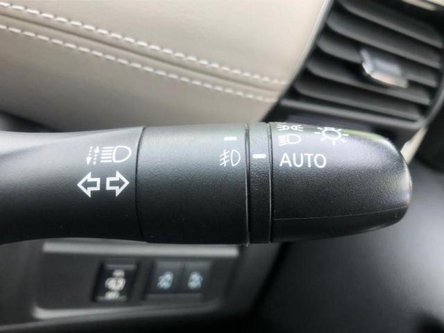 セレナ ハイウェイスターＶセレクション２　保証書／純正　ＳＤナビ／フリップダウンモニター　純正　９インチ／エマージェンシーブレーキ／両側電動スライドドア／アラウンドビューモニター／車線逸脱防止支援システム　衝突被害軽減システム　全周囲カメラ（16枚目）