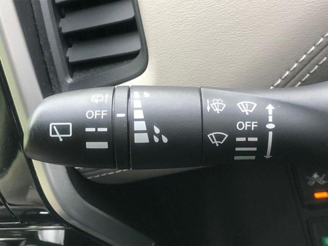 セレナ ハイウェイスターVセレクション2 保証書/純正 SDナビ/フリップダウンモニター 純正 9インチ/エマージェンシーブレーキ/両側電動スライドドア/アラウンドビューモニター/車線逸脱防止支援システム 衝突被害軽減システム 全周囲カメラ(17枚目)