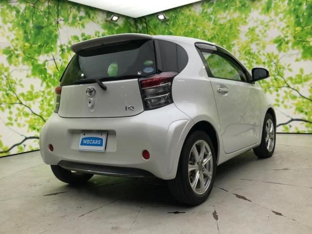 ｉＱ １３０Ｇ　新品タイヤ／社外　ナビ／ヘッドランプ　ＨＩＤ／ＥＴＣ／ＥＢＤ付ＡＢＳ／横滑り防止装置／フルセグＴＶ／エアバッグ　運転席／エアバッグ　助手席／エアバッグ　サイド／アルミホイール　社外　１６インチ（3枚目）