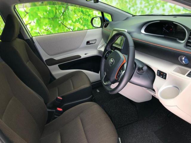 シエンタ ハイブリッドG 保証書/社外 SDナビ/両側電動スライドドア/ヘッドランプ HID/Bluetooth接続/ETC/EBD付ABS/横滑り防止装置/アイドリングストップ/バックモニター/フルセグTV/DVD(4枚目)