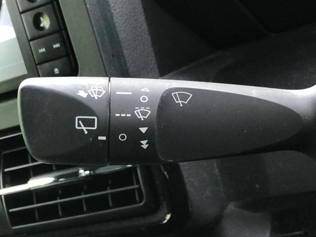 タント カスタムＲＳ　新品タイヤ／保証書／純正　ＳＤナビ／スマートアシスト（トヨタ・ダイハツ）／両側電動スライドドア／シートヒーター　前席／パノラマモニター／車線逸脱防止支援システム／シート　ハーフレザー　全周囲カメラ（17枚目）