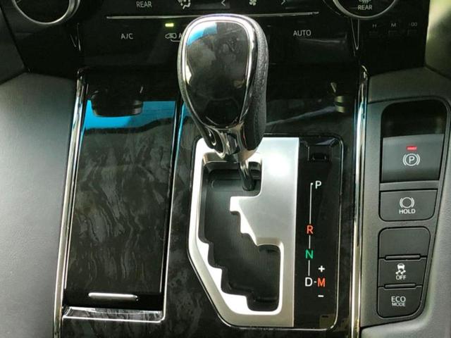 アルファード Ｓ　Ｃパッケージ　保証書／ディスプレイオーディオ／フリップダウンモニター　純正　１２．１インチ／デジタルインナーミラー／トヨタセーフティセンス／両側電動スライドドア／シートヒーター　前席／車線逸脱防止支援システム（17枚目）