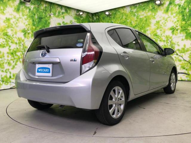 アクア Ｇ　保証書／純正　ＳＤナビ／ヘッドランプ　ＨＩＤ／Ｂｌｕｅｔｏｏｔｈ接続／ＥＴＣ／ＥＢＤ付ＡＢＳ／横滑り防止装置／アイドリングストップ／バックモニター／地上波デジタルチューナー／エアバッグ　運転席（3枚目）