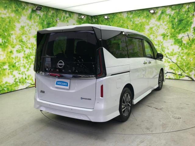 セレナ ｅパワーハイウェイスターＶ　新品タイヤ／エアロ／保証書／純正　メモリーナビ／インテリジェントルームミラー／エマージェンシーブレーキ／両側電動スライドドア／アラウンドビューモニター／車線逸脱防止支援システム　衝突被害軽減システム（3枚目）