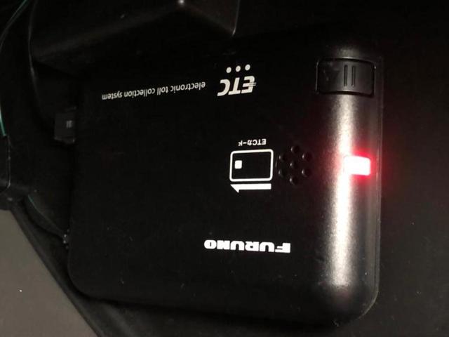 エブリイ ジョイン 社外 SDナビ/衝突安全装置/車線逸脱防止支援システム/ヘッドランプ HID/Bluetooth接続/ETC/EBD付ABS/横滑り防止装置/アイドリングストップ/バックモニター/フルセグTV(24枚目)