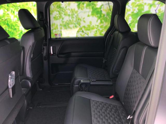 ヴォクシー ハイブリッドS-Z ディスプレイオーディオ+ナビ10.5インチ/フリップダウンモニター 純正 13.2インチ/トヨタセーフティセンス/両側電動スライドドア/シートヒーター 前席/パノラミックビューモニター 全周囲カメラ(7枚目)