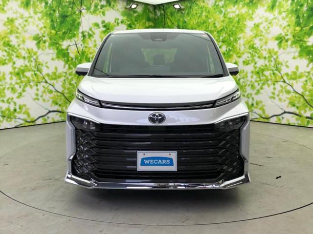 ヴォクシー ハイブリッドS-Z ディスプレイオーディオ+ナビ10.5インチ/フリップダウンモニター 純正 13.2インチ/トヨタセーフティセンス/両側電動スライドドア/シートヒーター 前席/パノラミックビューモニター 全周囲カメラ(33枚目)